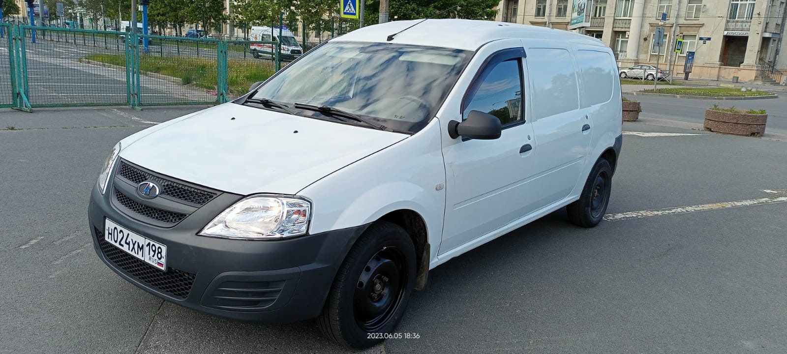 Lada Largus