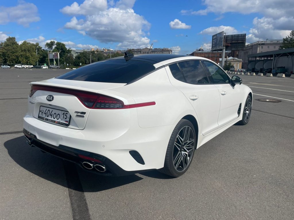 Kia Stinger5