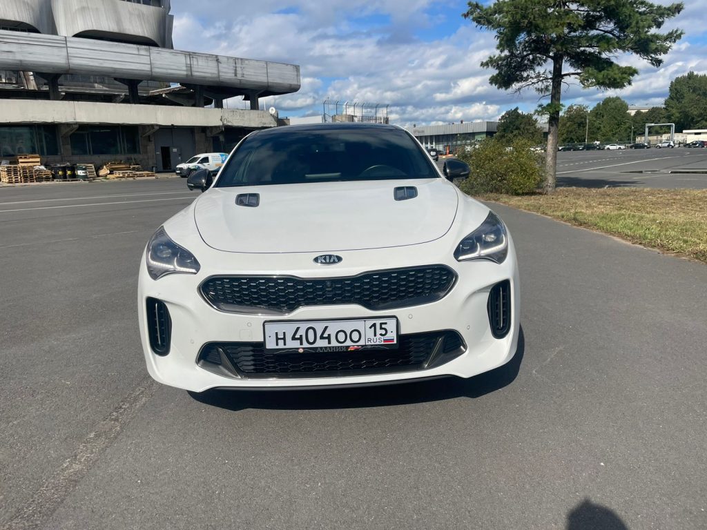 Kia Stinger99